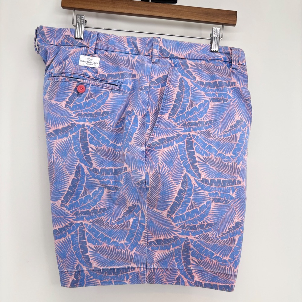Vineyard Vines "Island Palms" Stretch Breaker Shorts  Mens‎ 42 - 9" Inseam